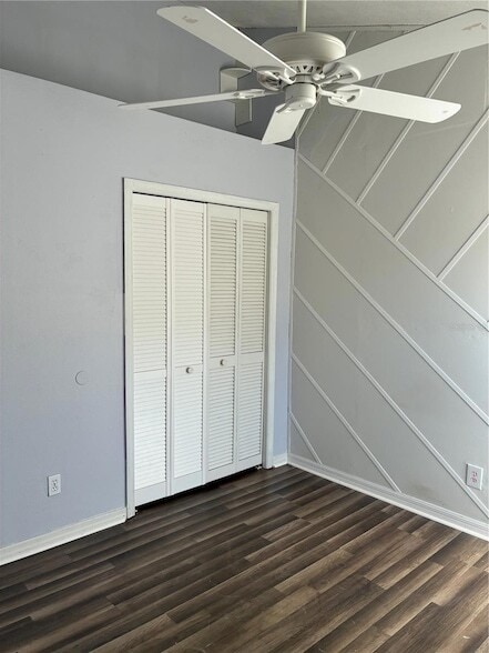 Building Photo - 5841 Dorham Pl