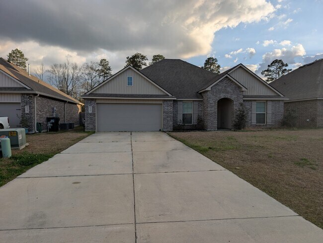 Building Photo - 75360 Crestview Hls Lp