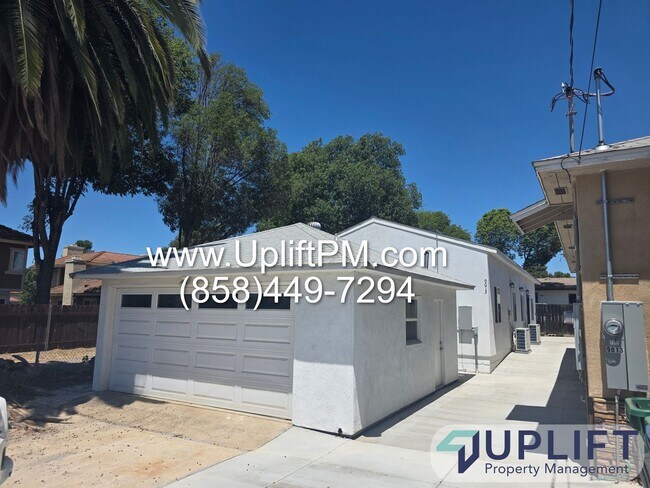 Building Photo - 9013 Magnolia Ave