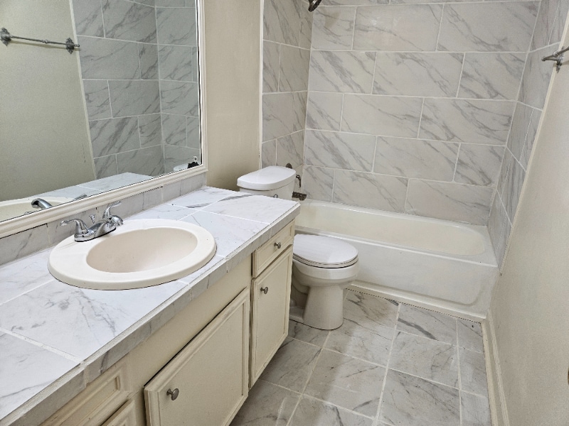 Building Photo - 2835 Glenderry St