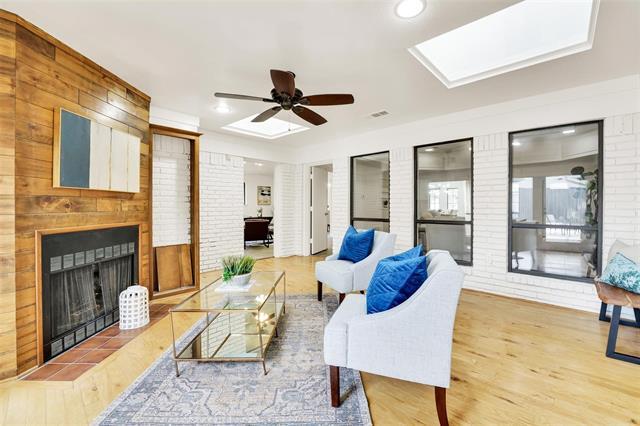 Building Photo - 9738 Amberley Dr