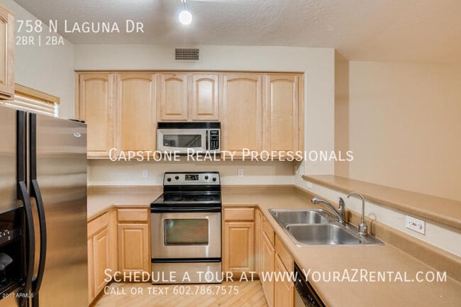 Primary Photo - 758 N Laguna Dr