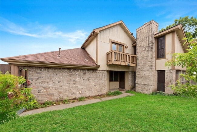 Building Photo - 8519 Wild Basin Dr