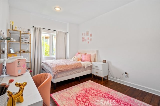 Building Photo - 3210 N Ardmore Ave