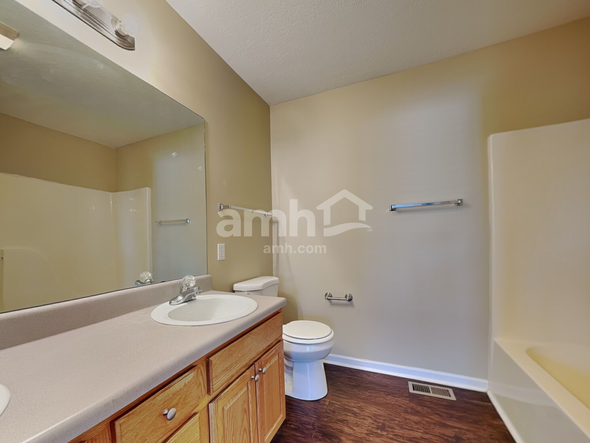 Building Photo - 7801 Beechtree Ln