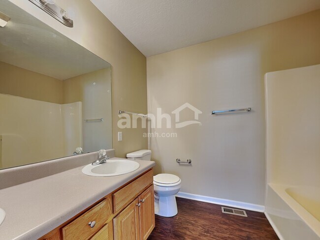 Building Photo - 7801 Beechtree Ln