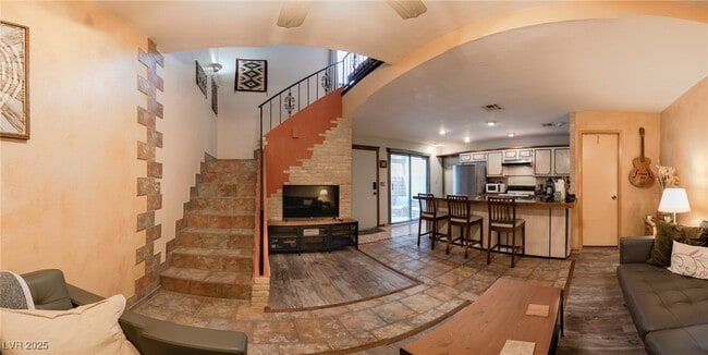 Building Photo - 1844 Mimosa Ct