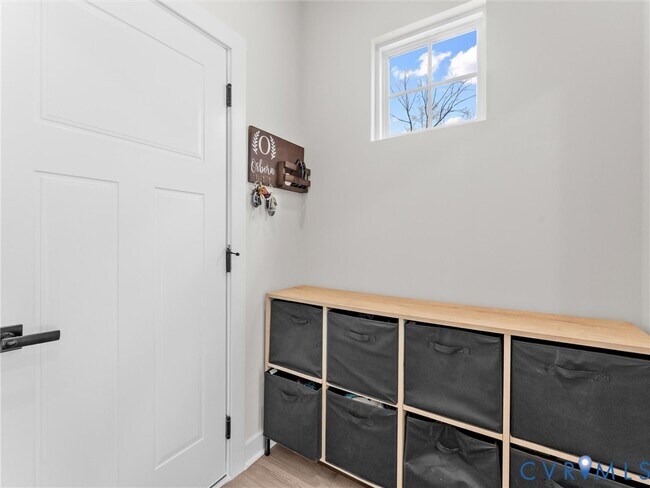 Building Photo - 8762 Kingsland Pk Ter