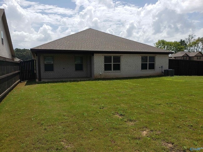 Building Photo - 217 Hydra Cir