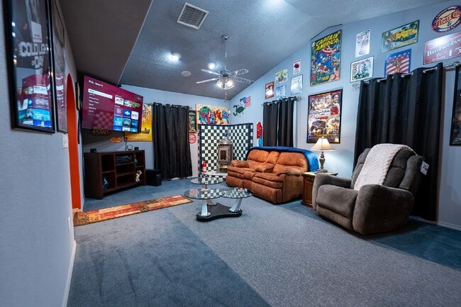 Building Photo - Desert Oasis – Furnished Executive Room in...