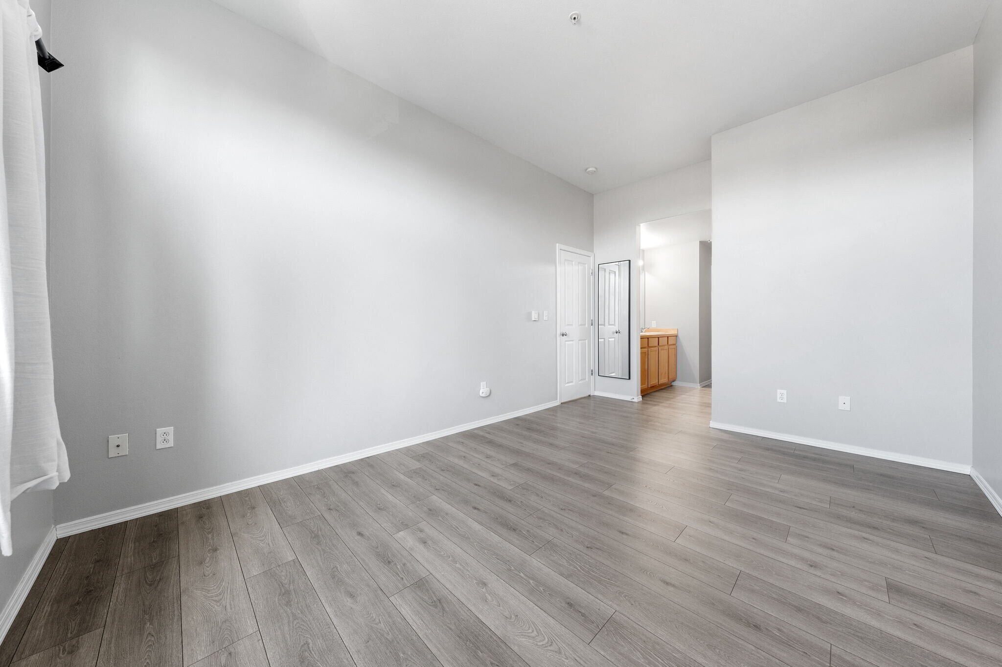 Building Photo - 1132 65th Ct SE