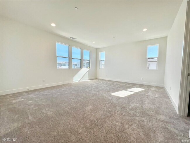 Building Photo - 5 br, 5 bath Condo - 106 Draw