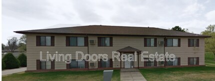 Building Photo - 2016 H Avenue