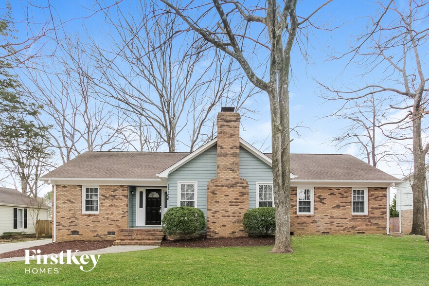 Building Photo - 11106 5 Cedars Rd