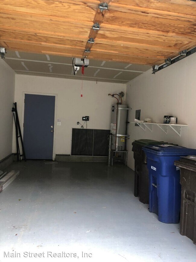 Building Photo - 1 br, 1 bath House - 421 Washington St