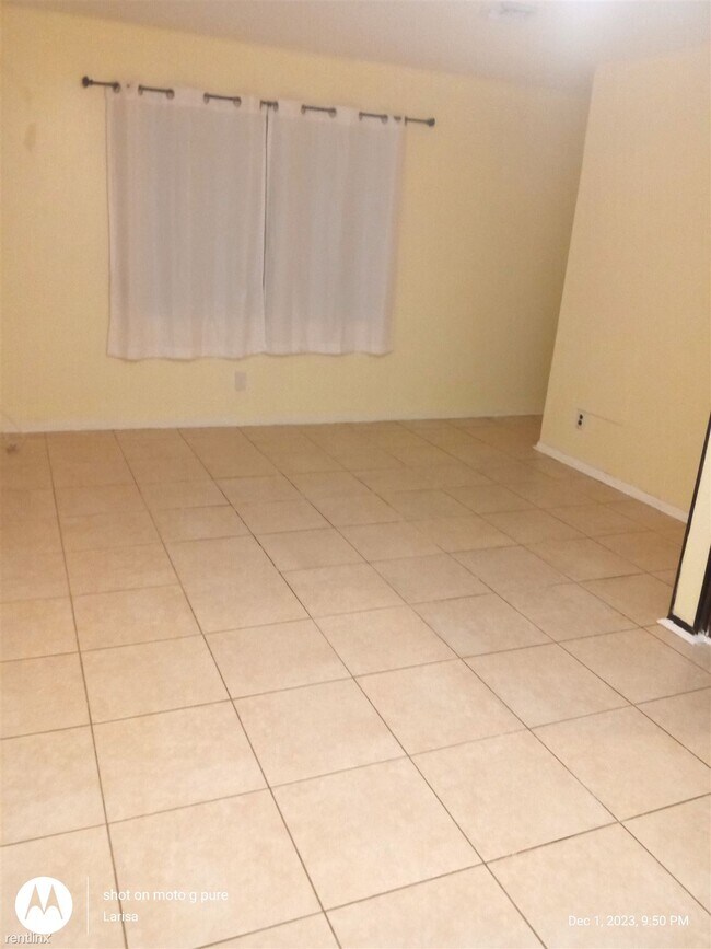 Building Photo - 2 br, 1 bath House - 13826 1st St