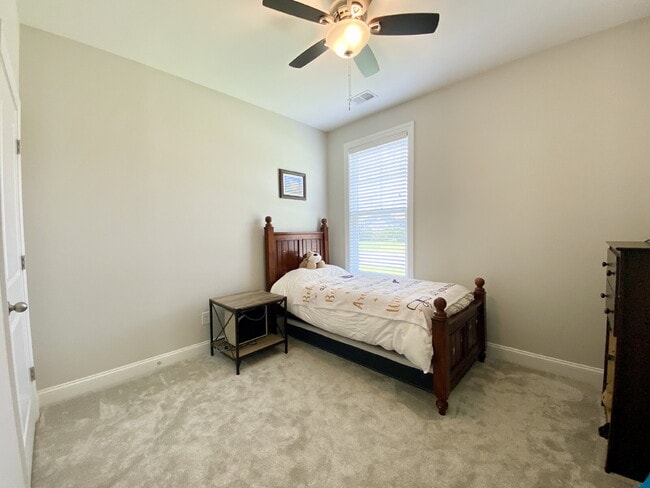 Building Photo - Ranch Style, Four Bedroom Home in Mill Creek!
