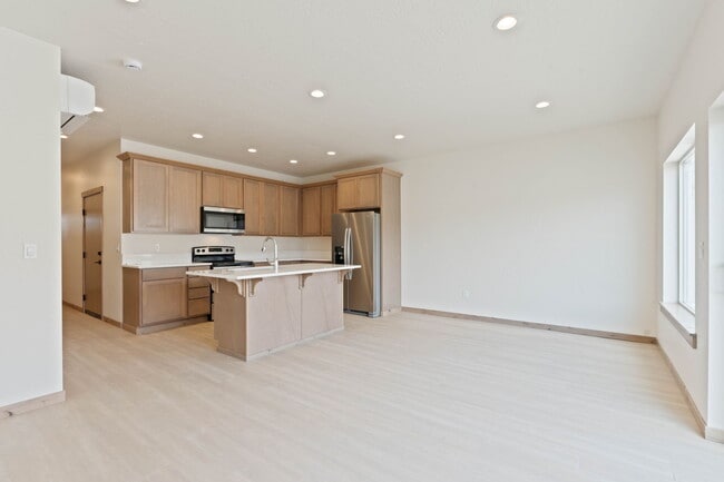Building Photo - 3578 Blaze Lp