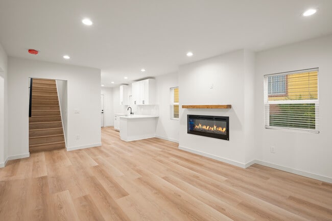 Building Photo - 110 NW 83rd St