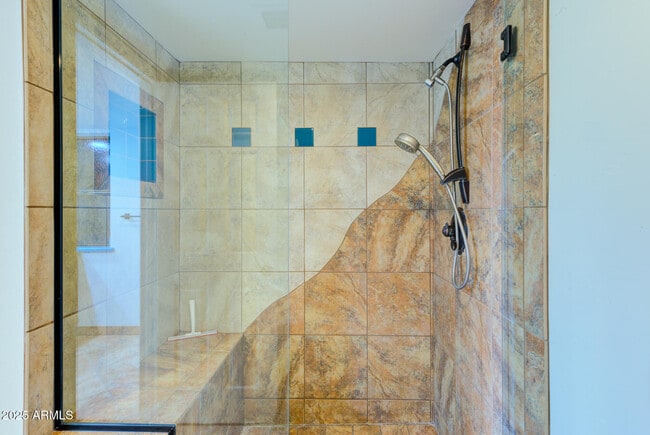 Building Photo - 20 E Redondo Dr