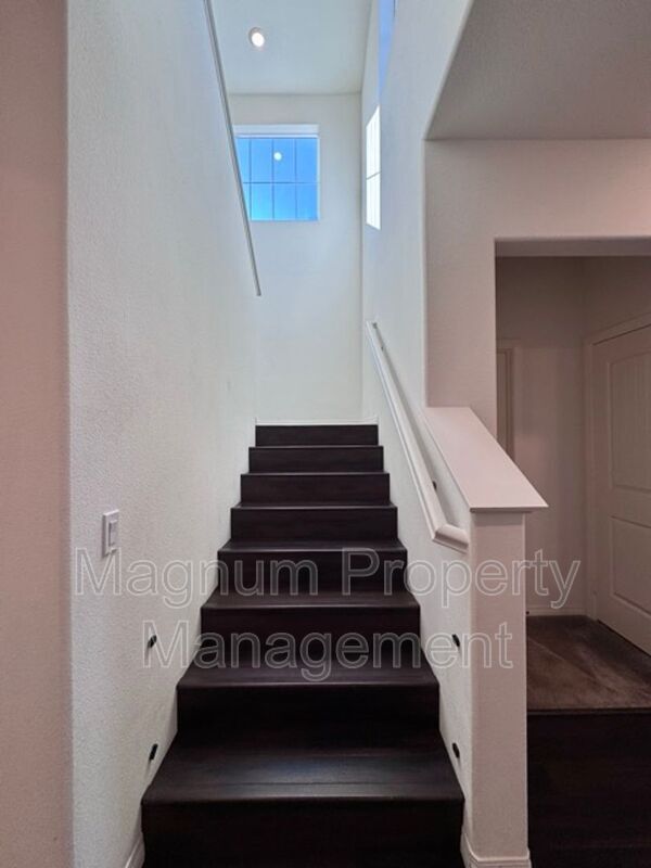 Building Photo - 29330 Morro Dr
