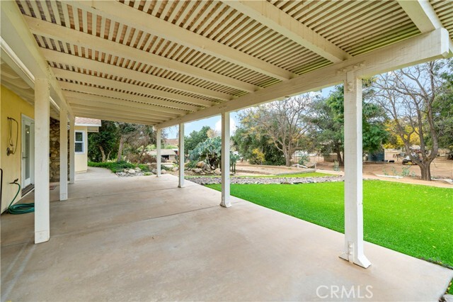 Building Photo - 38970 Yuma Ln