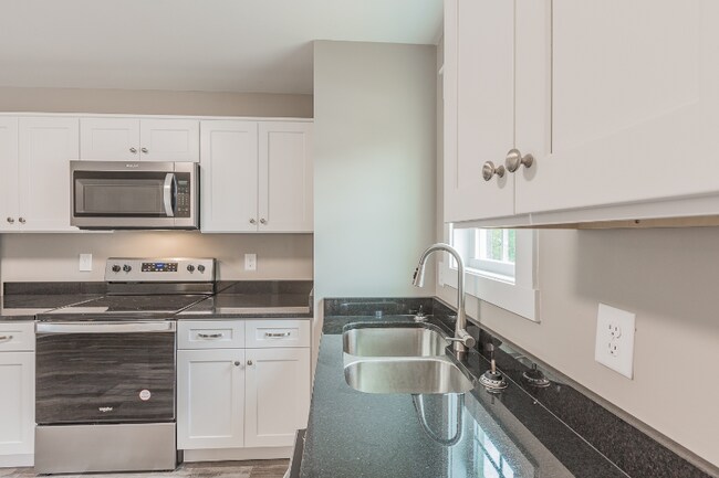 Building Photo - 3316 Chattanooga Rd