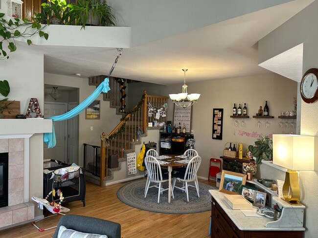 Building Photo - Rare 4BR End-Unit in Northpark with Finished Basement and 2-Car Garage