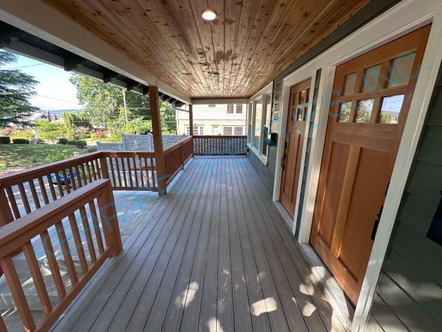 Building Photo - Charming 2-Bed, 2-Bath Duplex Oasis in Hea...