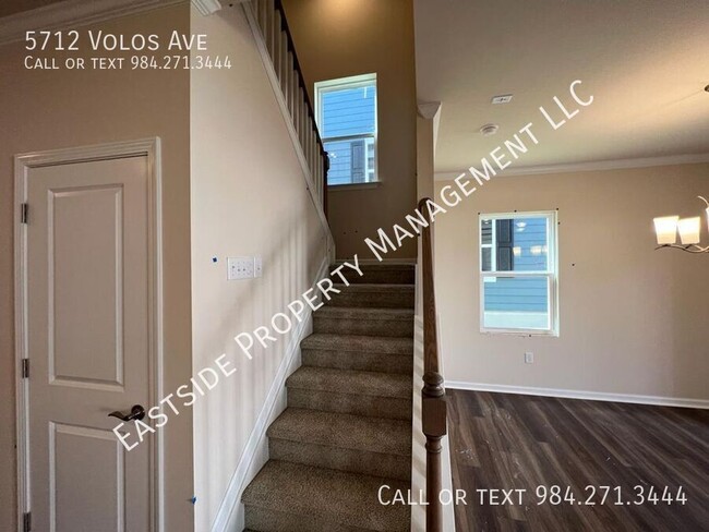 Building Photo - 5712 Volos Ave
