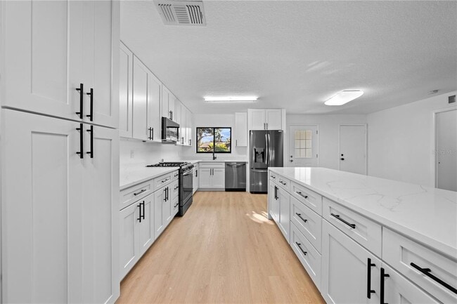 Building Photo - 5003 Gardengate Ln