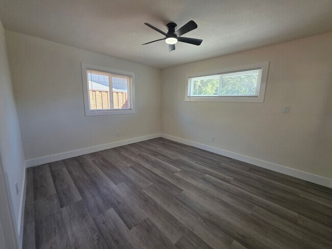 Building Photo - Remodeled Single Story in College neighborhood!