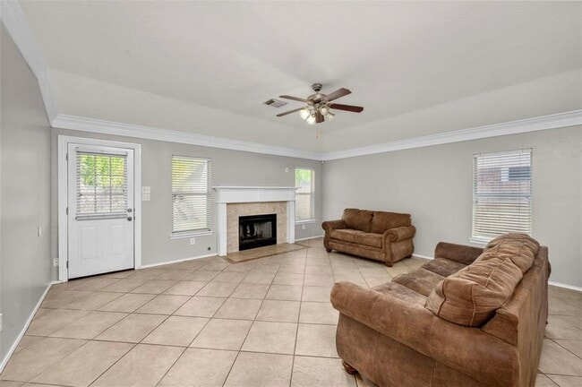 Building Photo - 8014 Blackcherry Ln