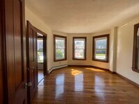 Building Photo - 48 Chester Ave