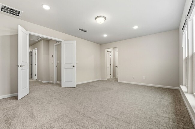 Building Photo - BRAND NEW! - 3 bed, 2.5 Bathroom End Unit Townhome - Located in The Solana Community -Durham- Ava...