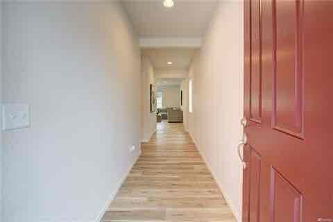 Building Photo - 5350 50th Lp SE