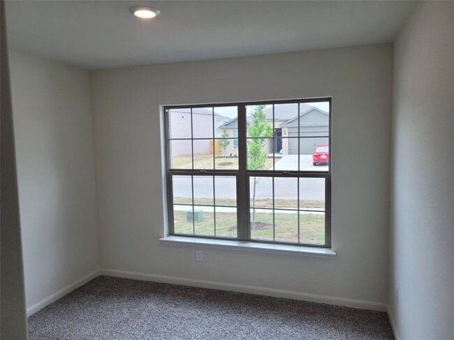 Building Photo - 153 Switchback Hl Rd