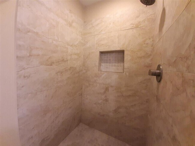 Building Photo - 18214 Mantana Dr