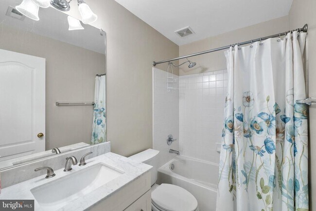 Building Photo - 5068 Minda Ct