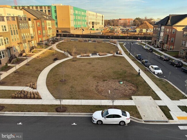 Building Photo - 139 Rubens Dr