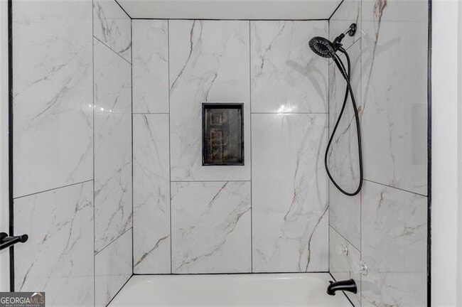 Building Photo - 5266 Long Green Ln