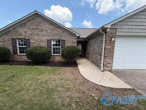 Building Photo - 113 Sophia Dr
