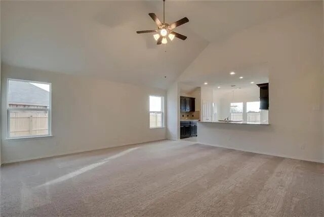 Building Photo - 10337 Kingspoint Blvd