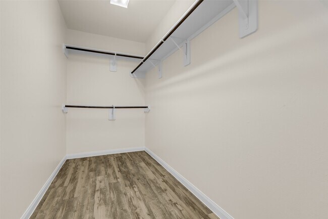 Building Photo - 3807 Springcrest Ln