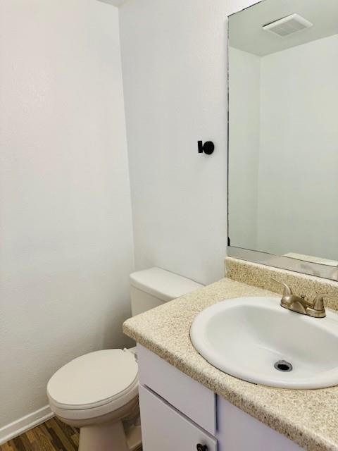 Building Photo - 5907 Cougar Dr