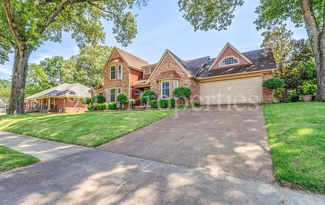 Building Photo - 5981 Diplomat Pl