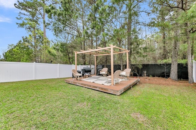 Building Photo - Beautiful 4BR/2.5BA Home in Highly Desirable Park West