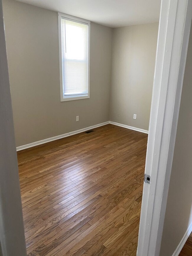 Building Photo - 2 Bedroom in House in South County - Lemay