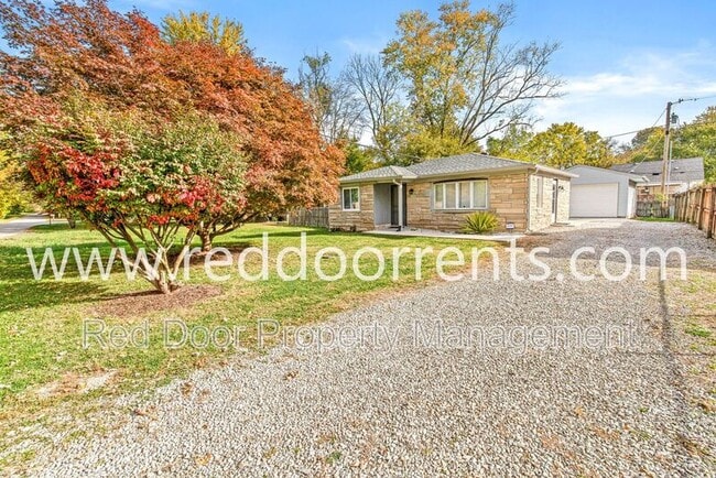 Building Photo - 1449 S Leland Ave