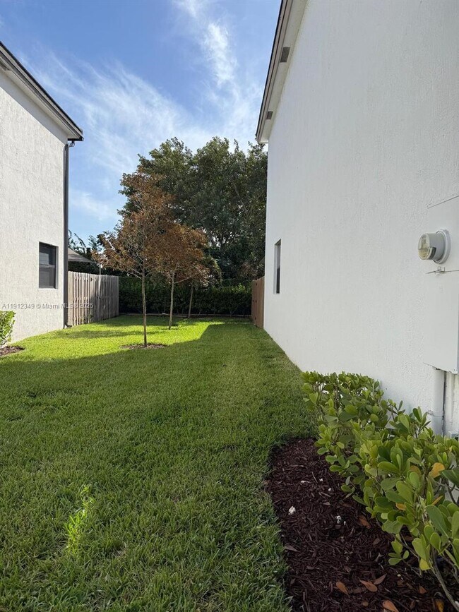 Building Photo - 13150 SW 233rd St